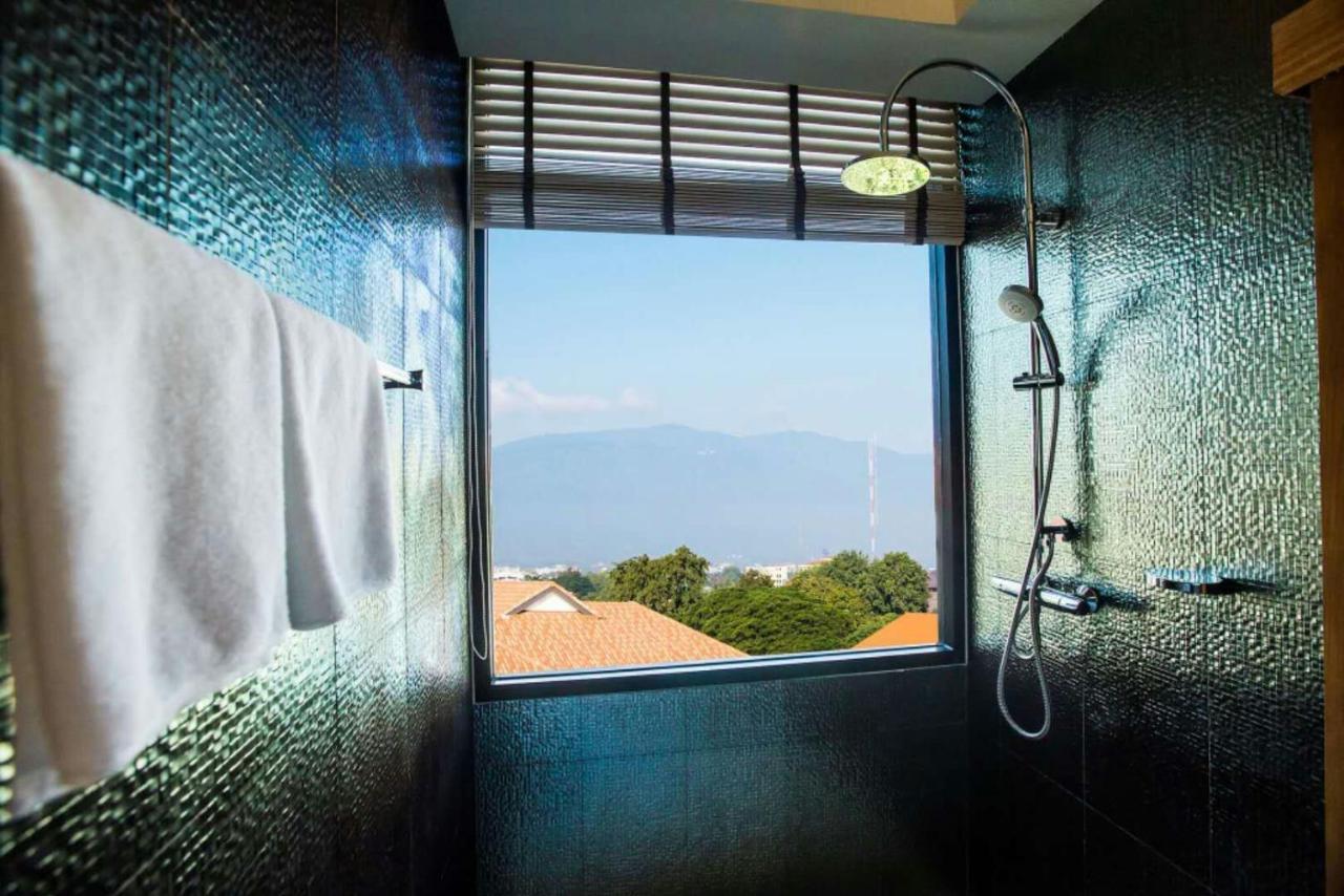 Yadana Chiangmai Hotell Chiang Mai Rum bild