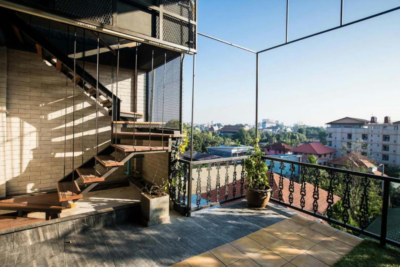 Yadana Chiangmai Hotell Chiang Mai Rum bild