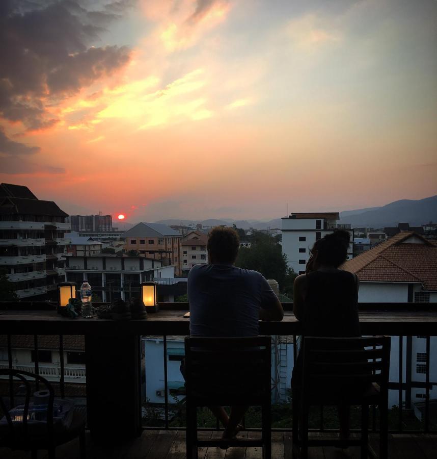 Yadana Chiangmai Hotell Chiang Mai Exteriör bild